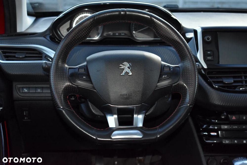 Peugeot 2008 PureTech 130 Stop&Start GT-Line Edition - 28