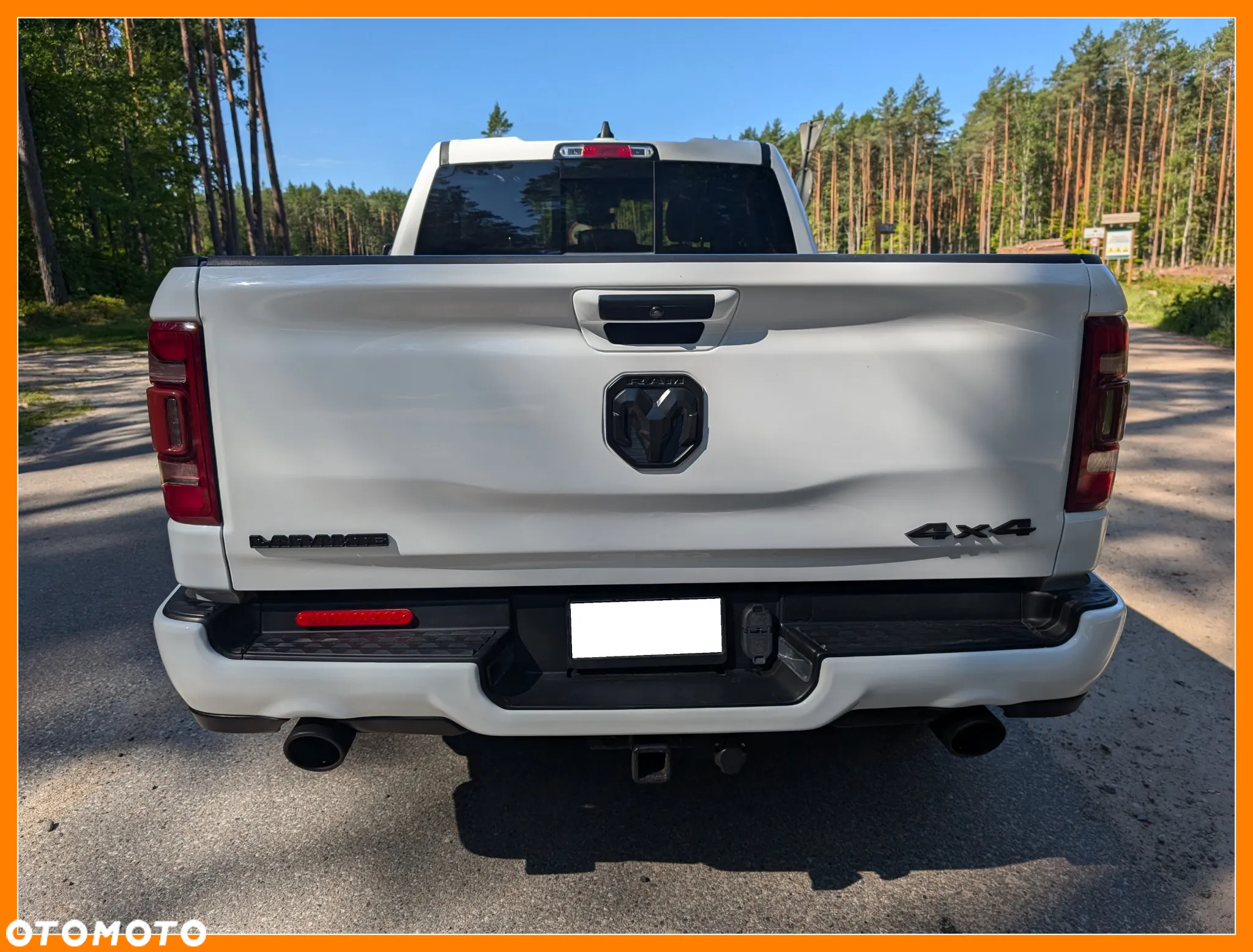 RAM 1500 Quad Cab Laramie