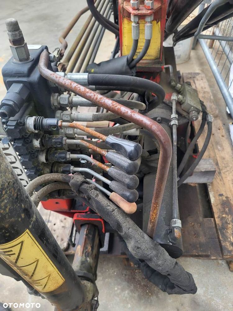 HDS KLM 3.0  Fassi PM Palfinger używany Iveco Daily Nissan Mercedes Nissan Cabstar Ford. - 3