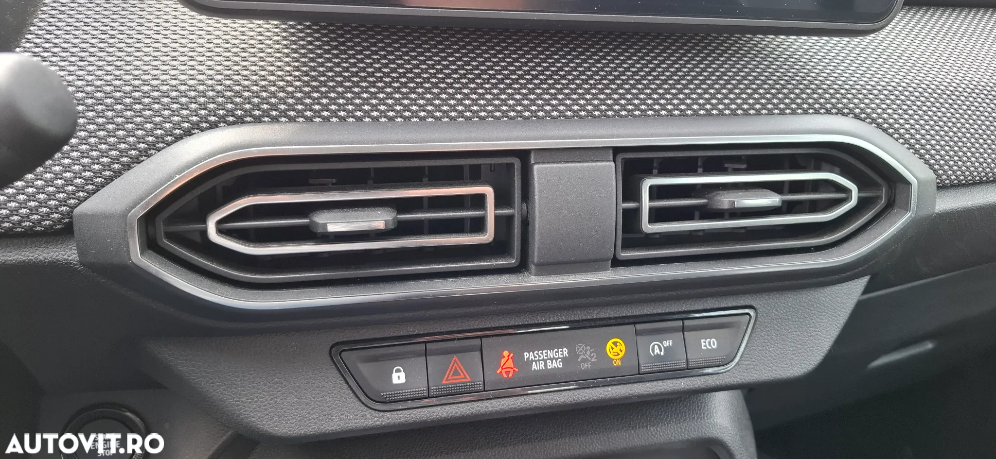 Dacia Logan ECO-G 100 MT6 Comfort - 22