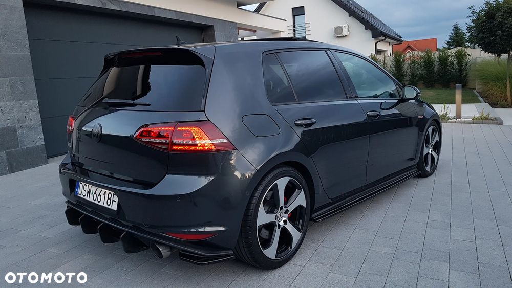 Volkswagen Golf 2.0 TSI BMT GTI Performance DSG - 27