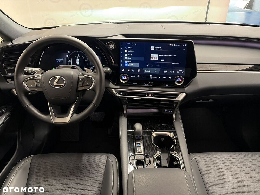 Lexus RX - 4