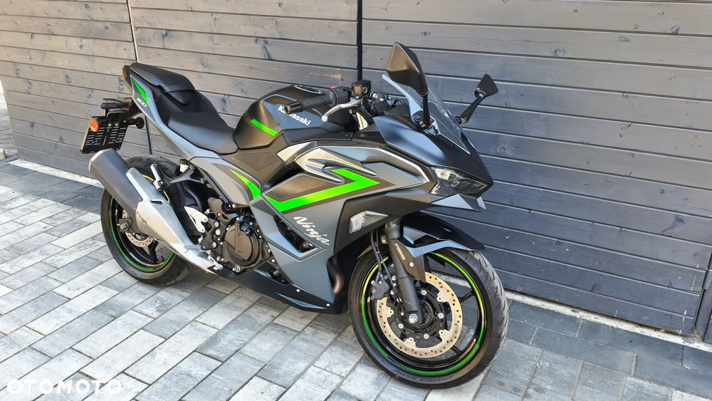Kawasaki Ninja 500 - 5