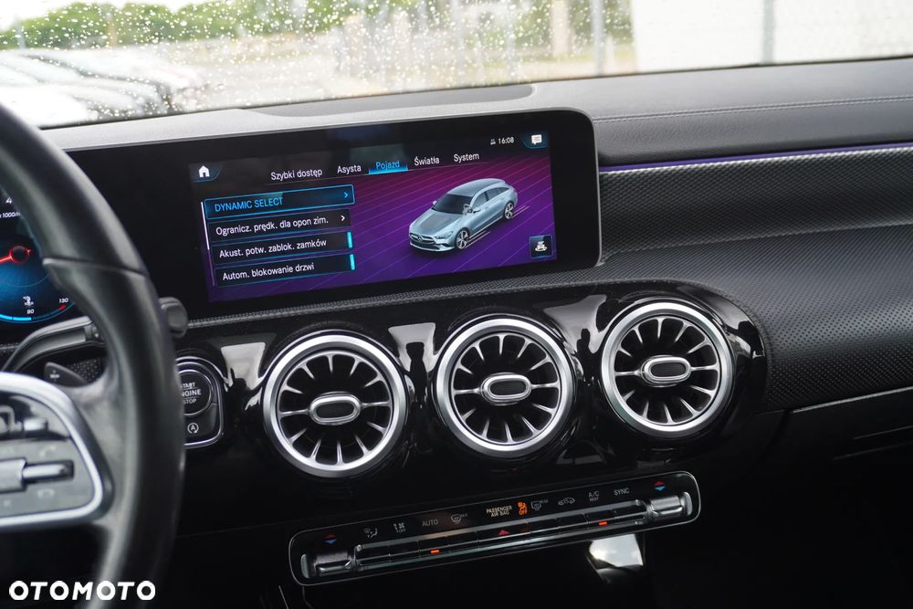 Mercedes-Benz CLA 180 7G-DCT Edition Progressive Line - 25