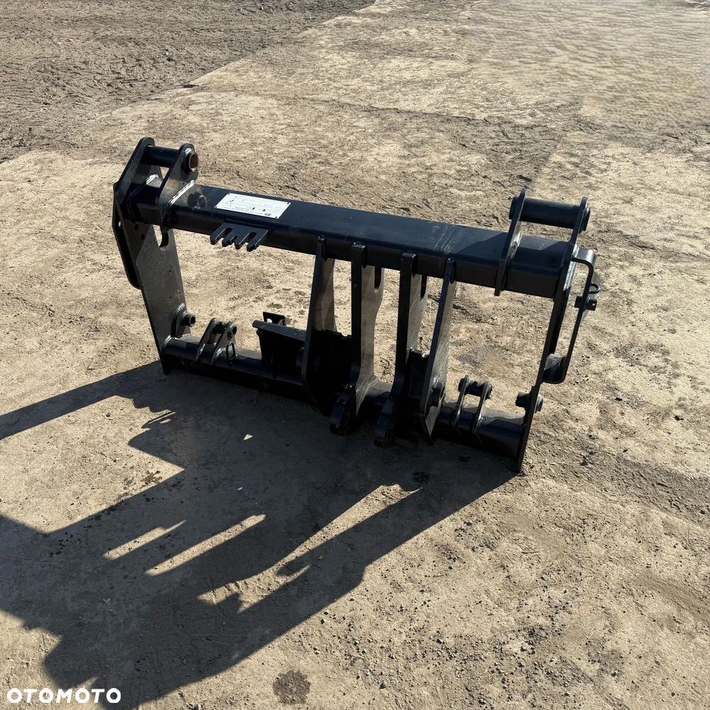Karetka Q-FIT JCB ORG , ładowarki 525-60 używana - 5