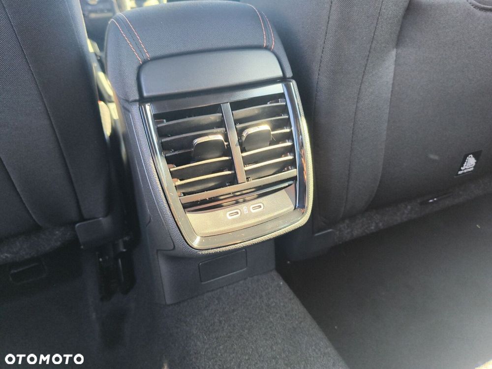 Skoda Kamiq 1.5 TSI Drive DSG - 30