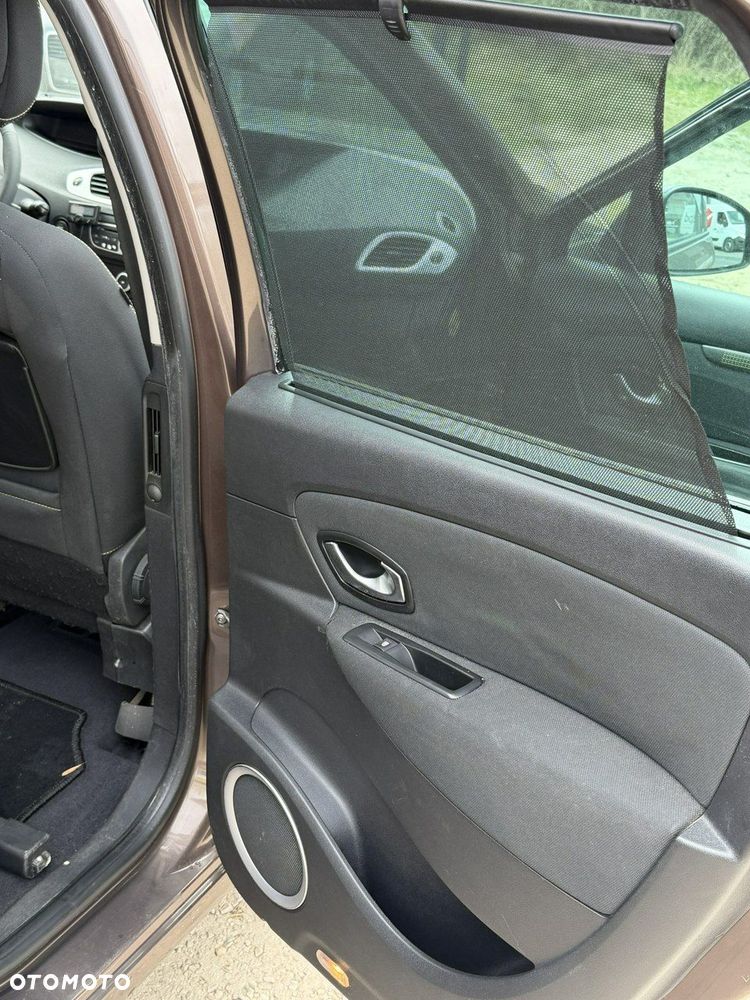 Renault Grand Scenic - 23