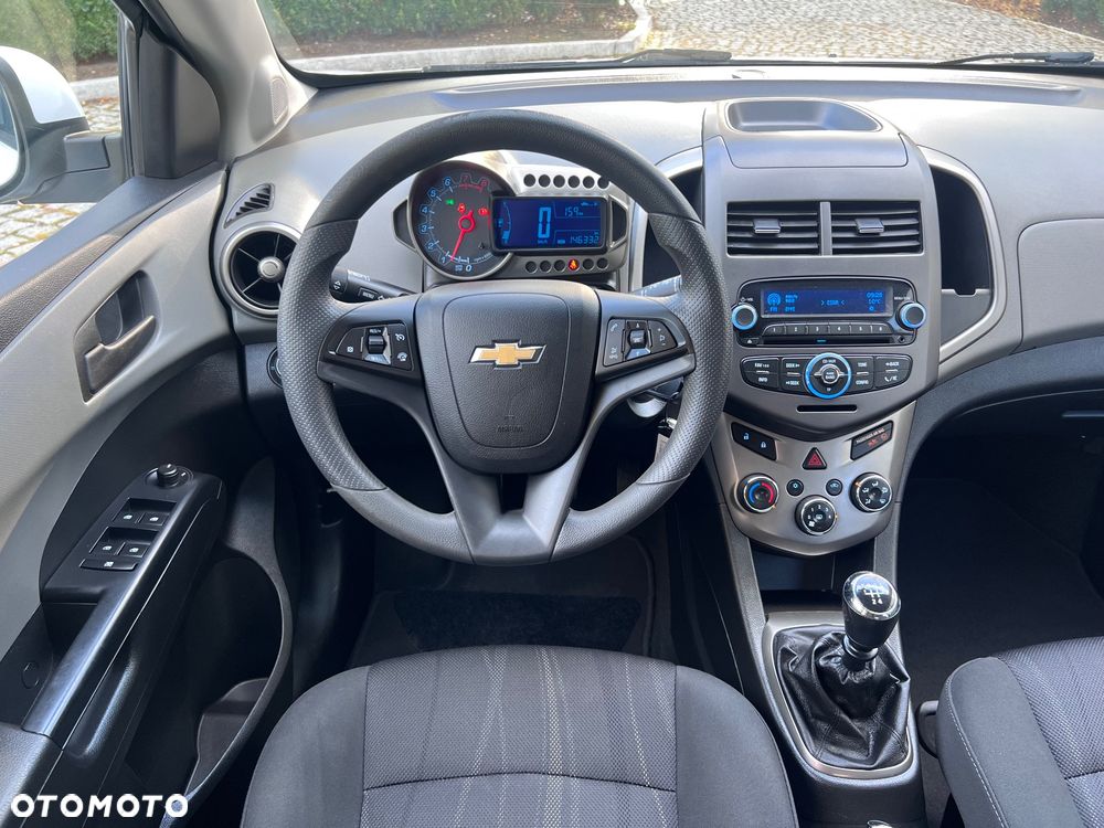 Chevrolet Aveo - 23