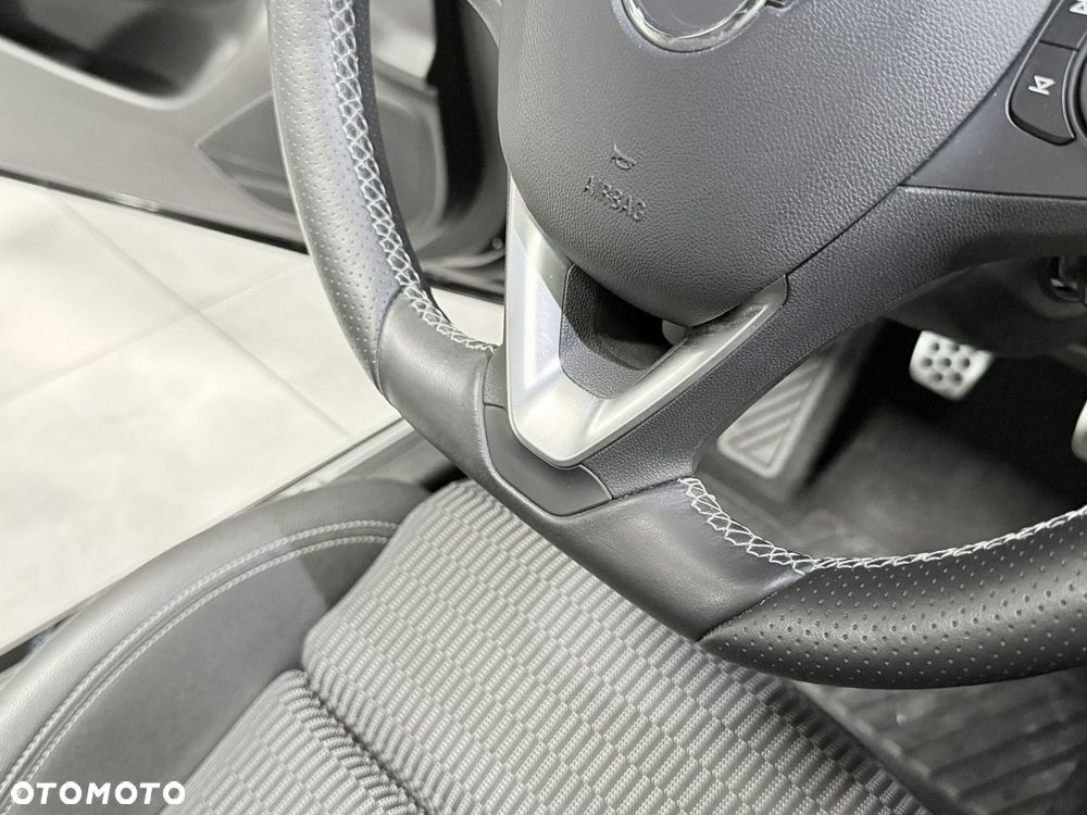Opel Insignia - 31