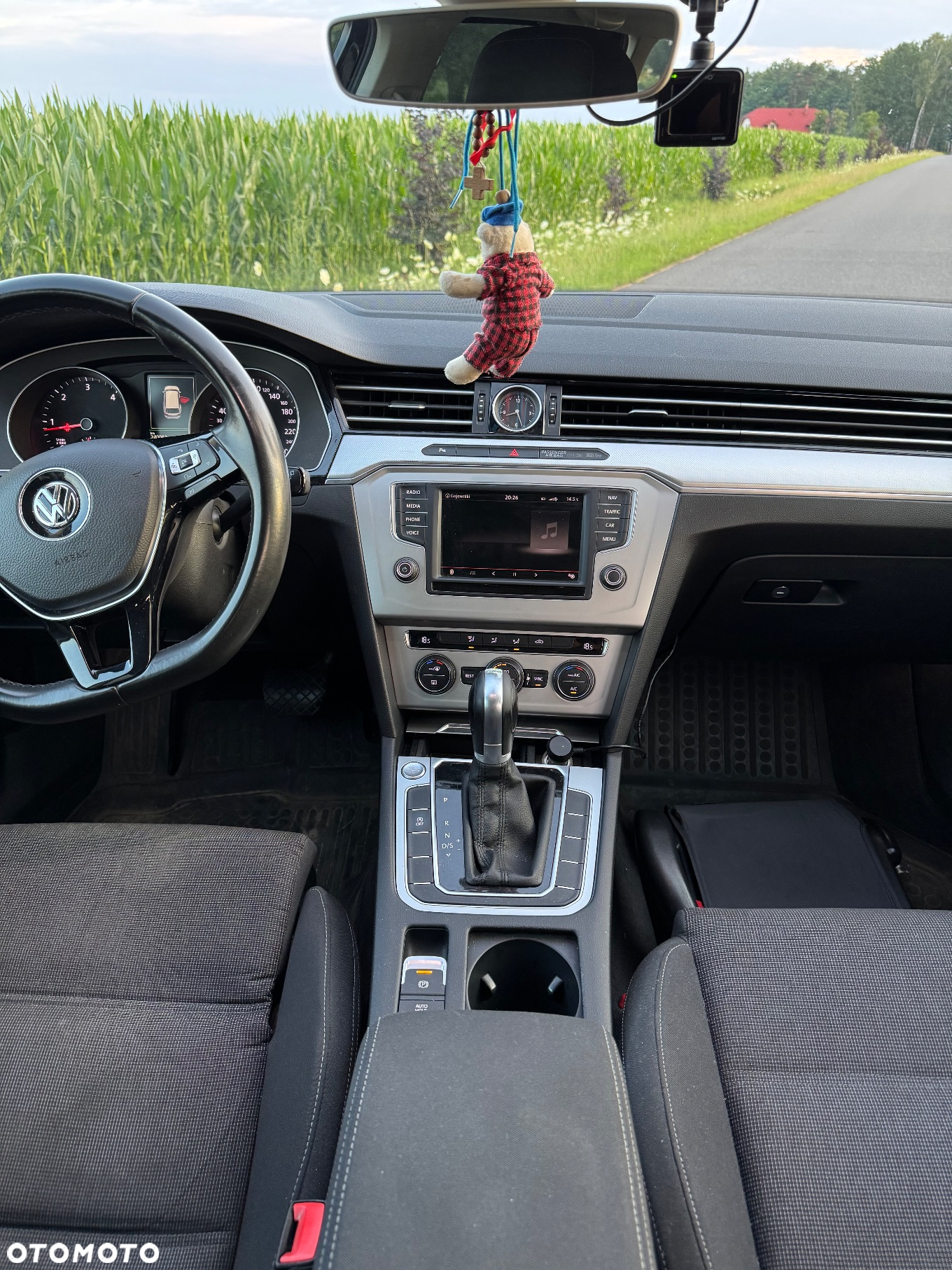 Volkswagen Passat 2.0 TDI BMT Comfortline DSG - 10