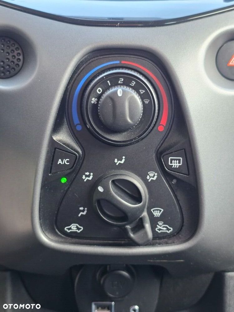 Toyota Aygo - 16