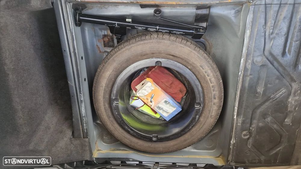 Mercedes-Benz 200 ver-d - 24