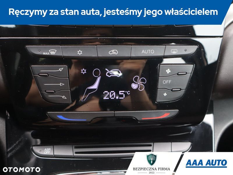 Lancia Ypsilon - 17