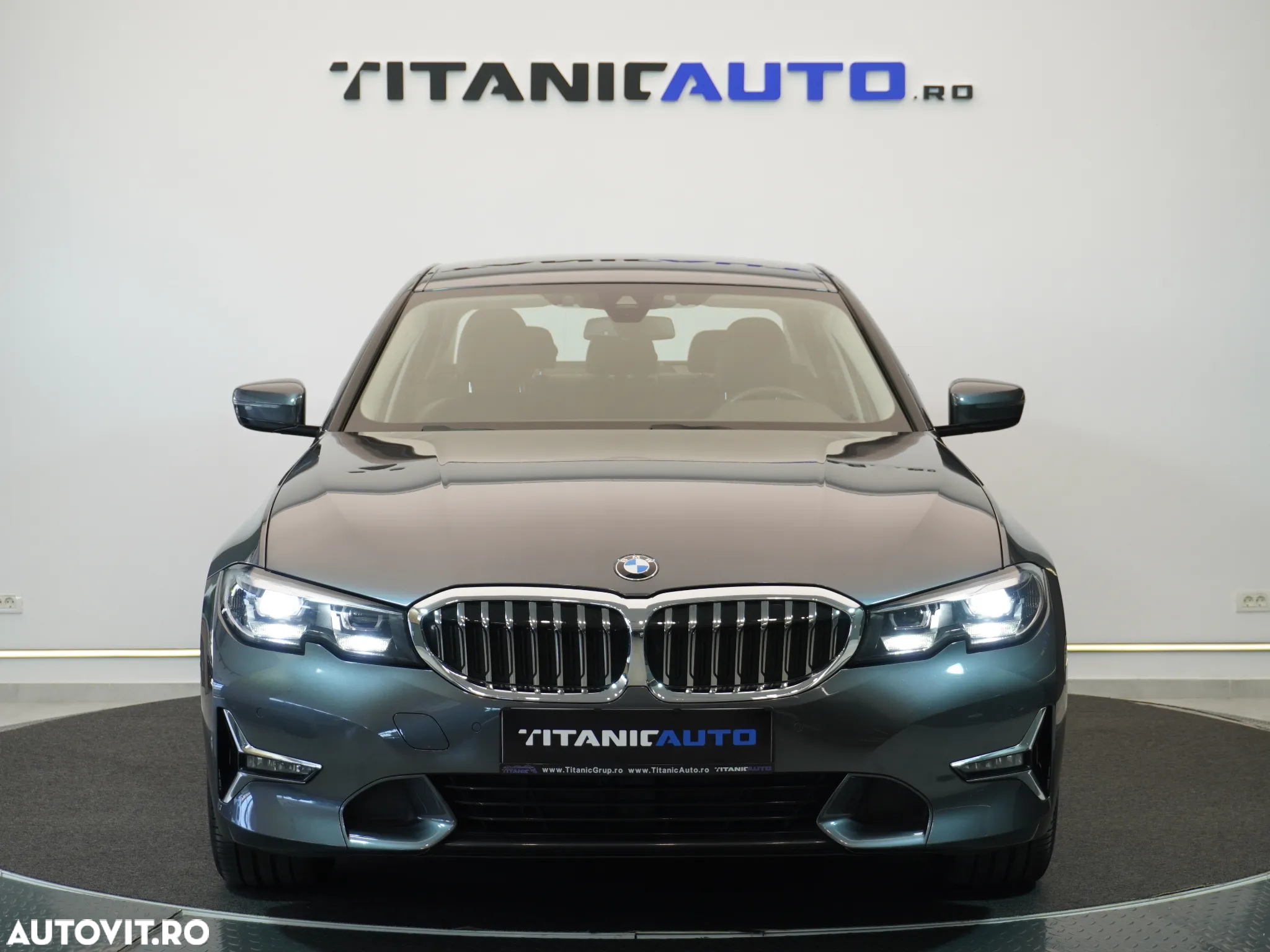 BMW Seria 3 318d Aut. Luxury Line - 11