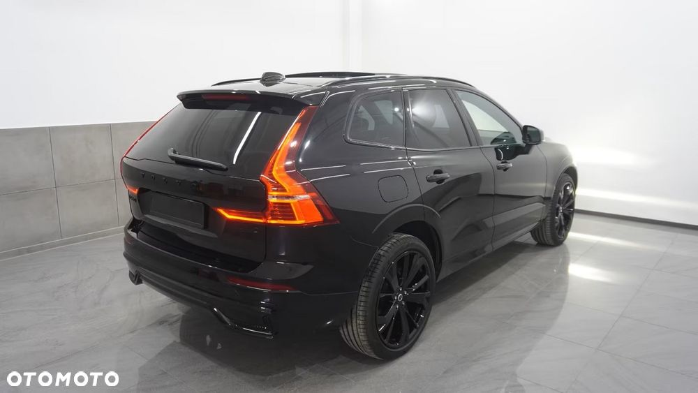 Volvo XC 60 B5 B AWD Plus Black Edition - 6