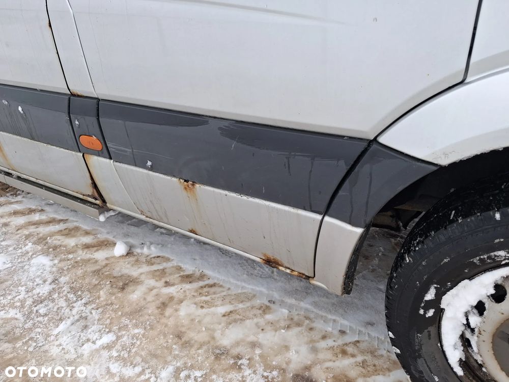 Volkswagen Crafter - 16