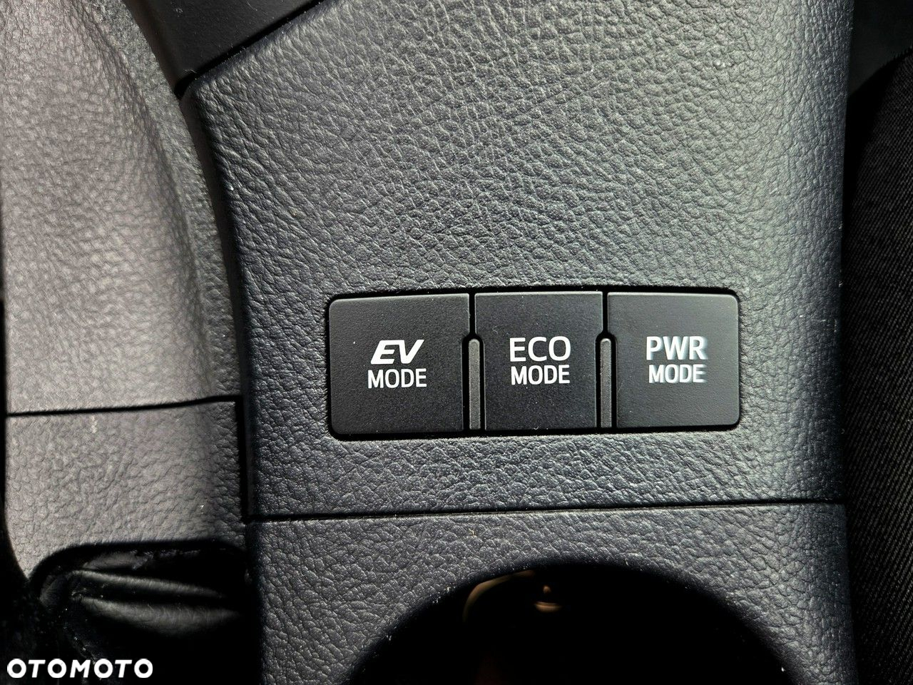Toyota Auris - 24