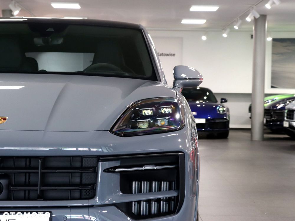 Porsche Cayenne E-Hybrid PHEV - 9