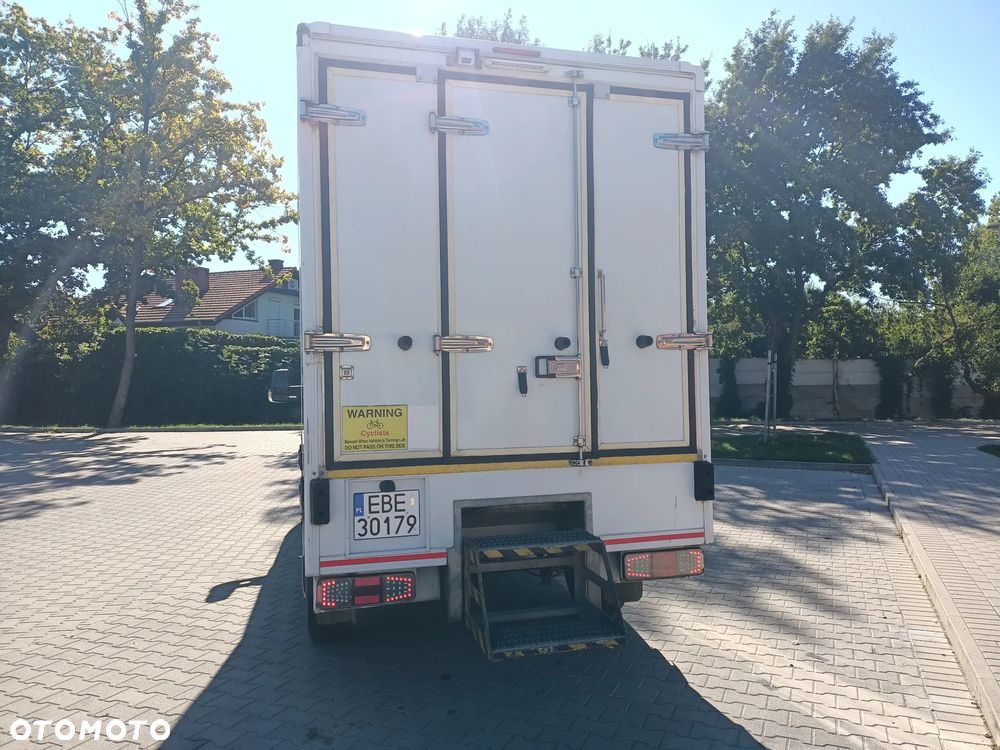 Mercedes-Benz SPRINTER - 8