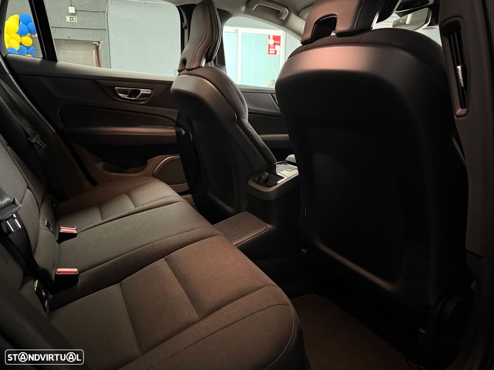Volvo V60 2.0 T6 AWD TE Inscription - 36