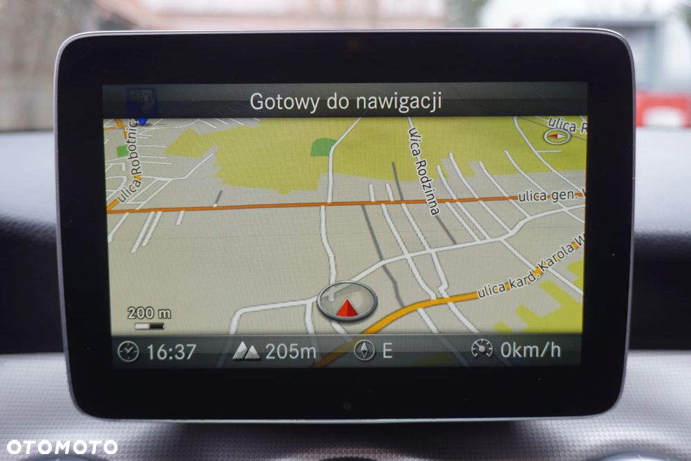 Mercedes-Benz CLA 200 Peak Edition - 22