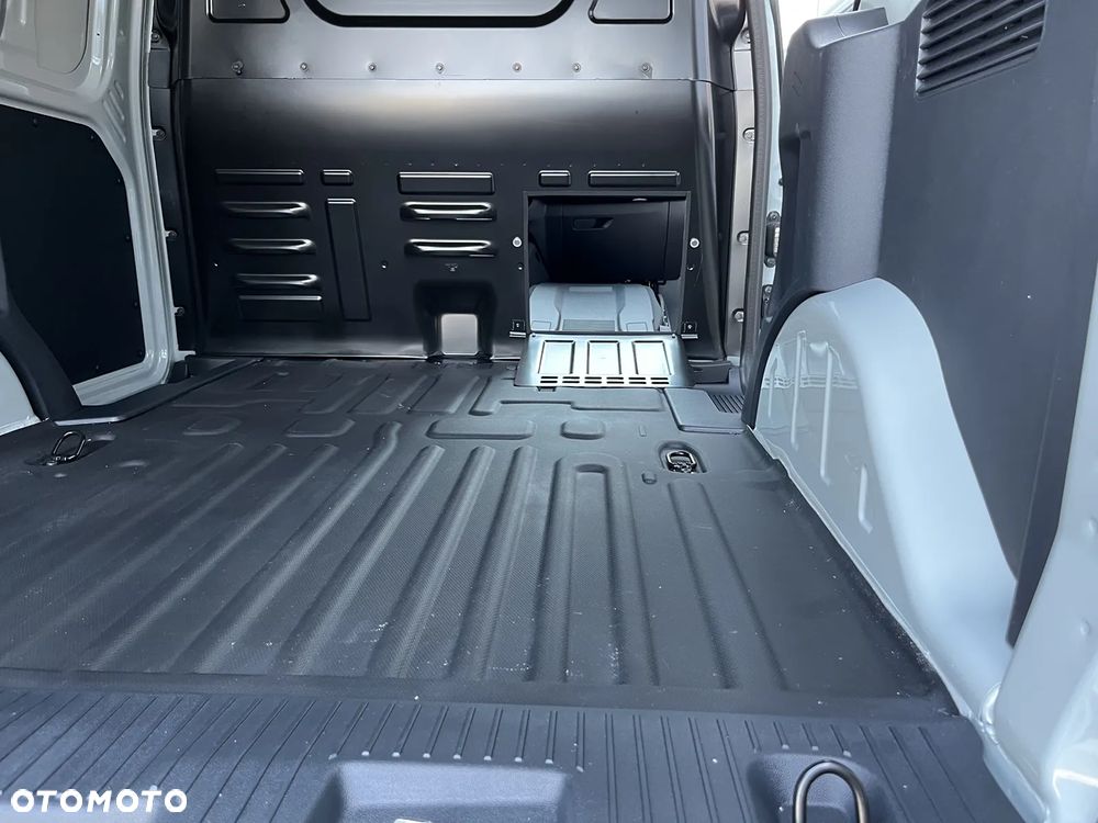 Ford Transit Courier Van blaszak - 13