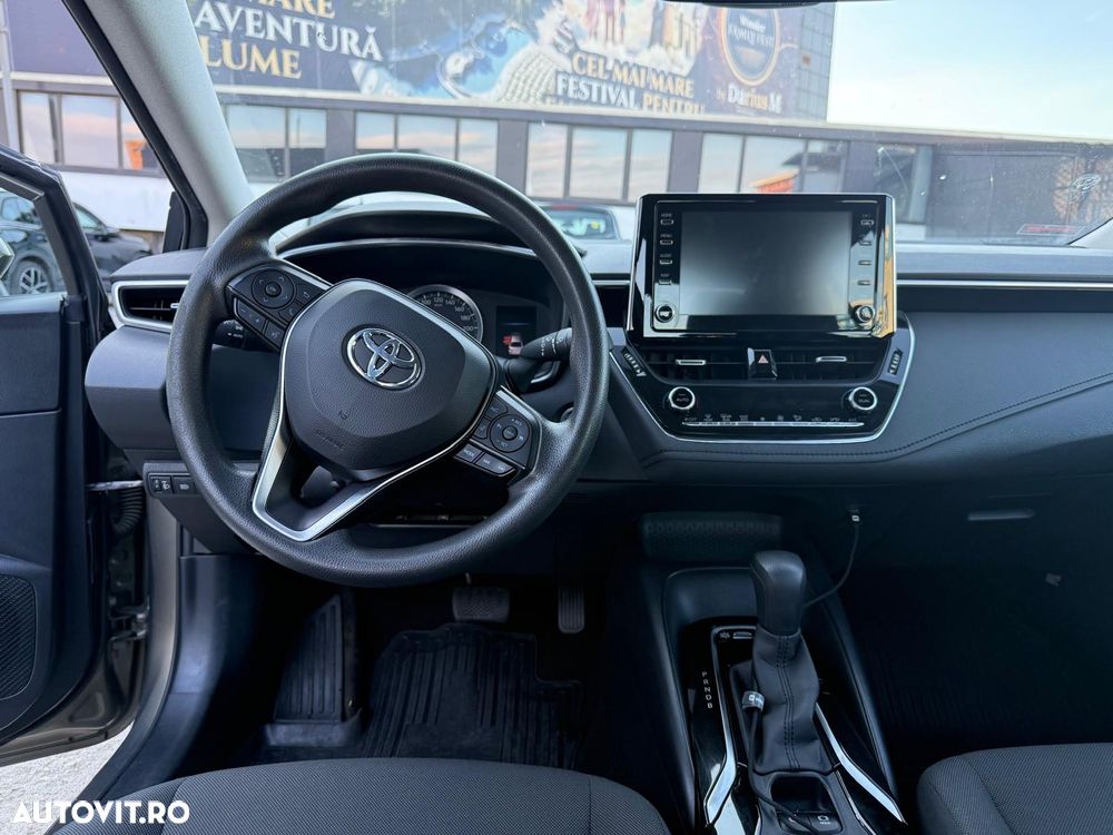 Toyota Corolla 1.8 HSD Business - 10