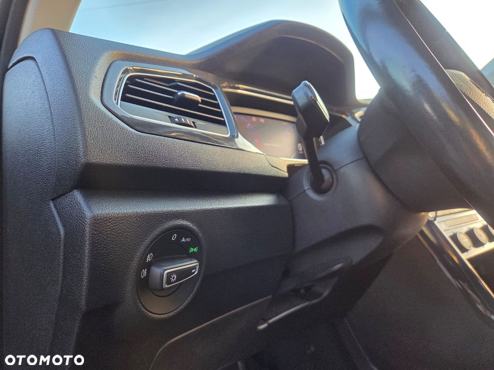 Volkswagen T-Roc 2.0 TDI SCR DPF Premium DSG - 15