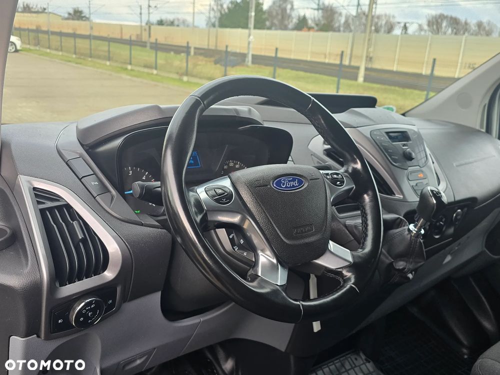 Ford TRANSIT CUSTOM - 14