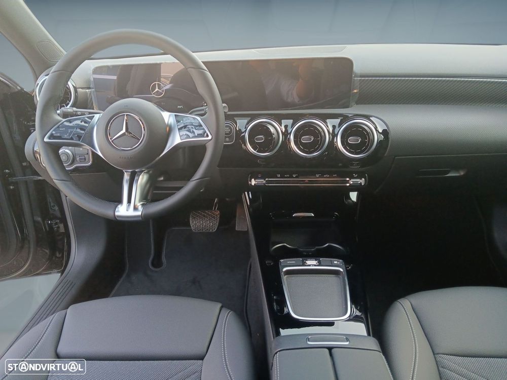 Mercedes-Benz A 180 d - 12