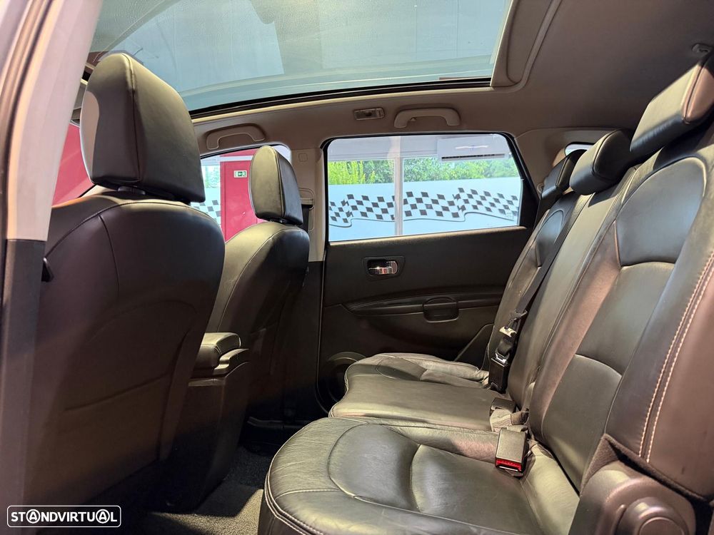 Nissan Qashqai +2 1.5 dCi Tekna Premium 18 - 11