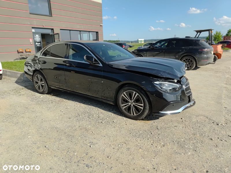 Mercedes-Benz Klasa E 220 d 9G-TRONIC - 9
