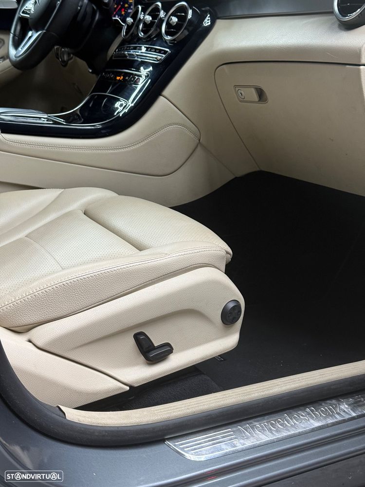 Mercedes-Benz GLC 300 e Coupe 4Matic 9G-TRONIC Avantgarde Advanced - 5