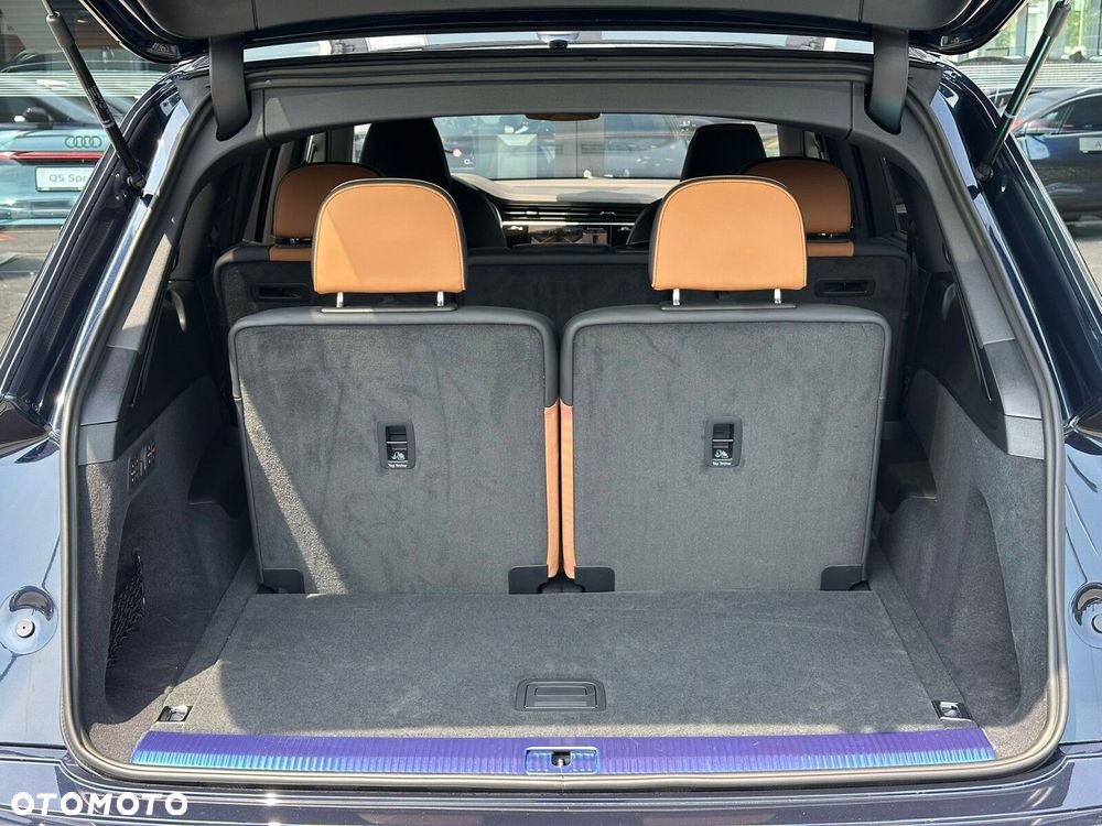 Audi Q7 - 11