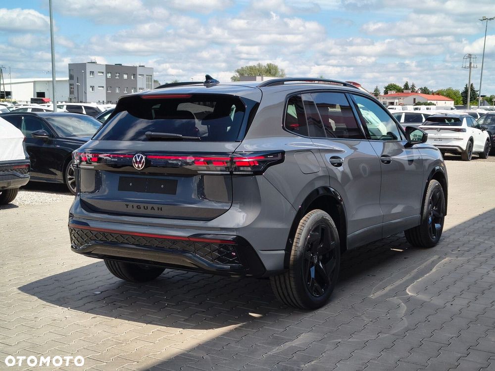 Volkswagen Tiguan - 7
