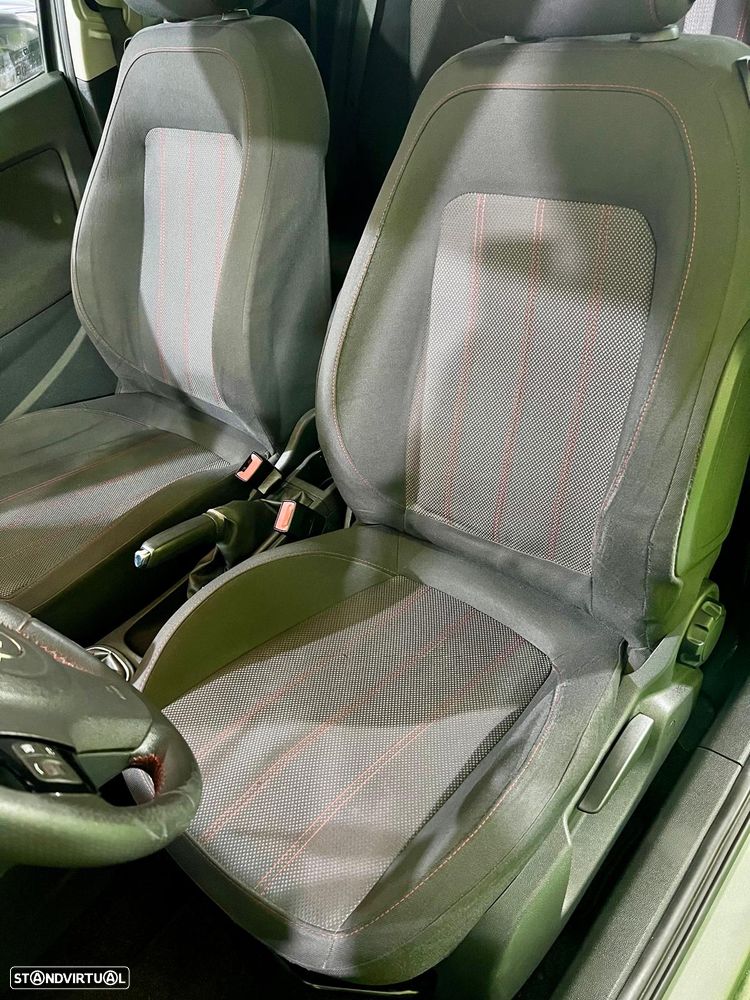 Opel Corsa 1.2 Black Edition - 12