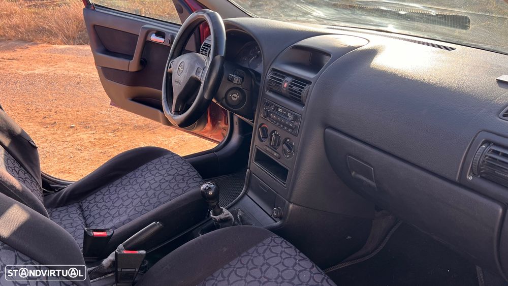Opel Astra 2.0 Di 100 - 8