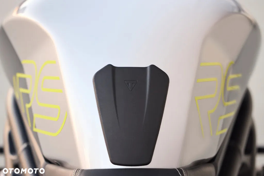 Triumph Speed Triple - 9