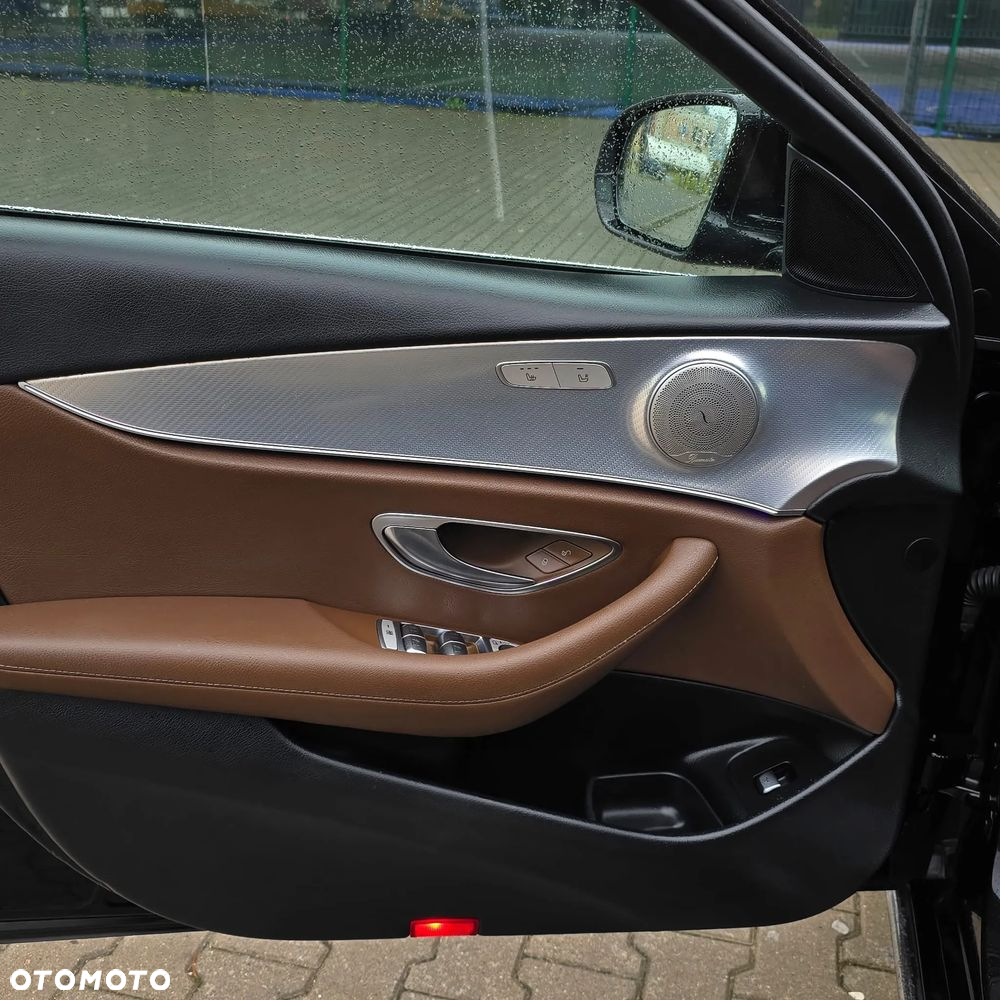 Mercedes-Benz Klasa E 220 d 9G-TRONIC AMG Line - 21
