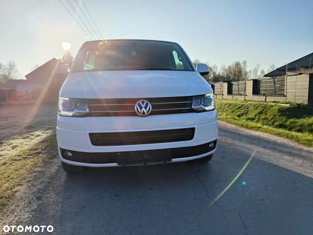 Volkswagen Multivan - 7