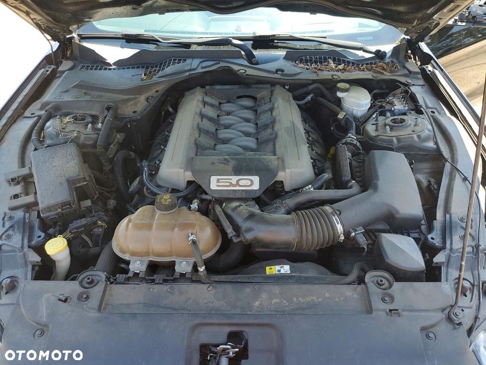 Ford Mustang 5.0 V8 GT - 10