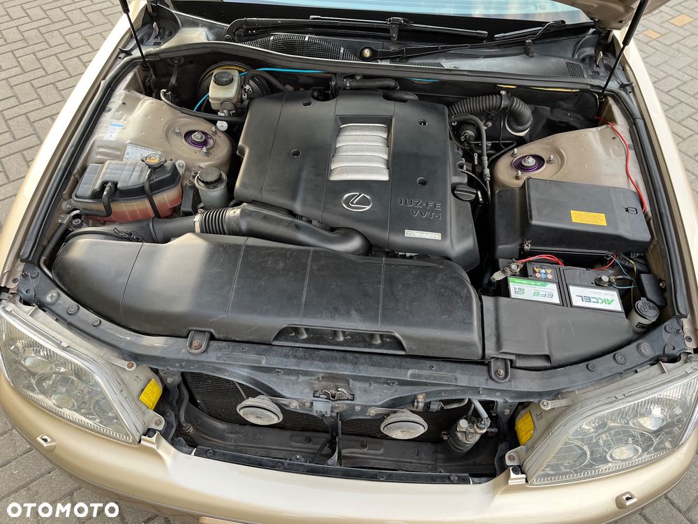 Lexus LS 400 - 5