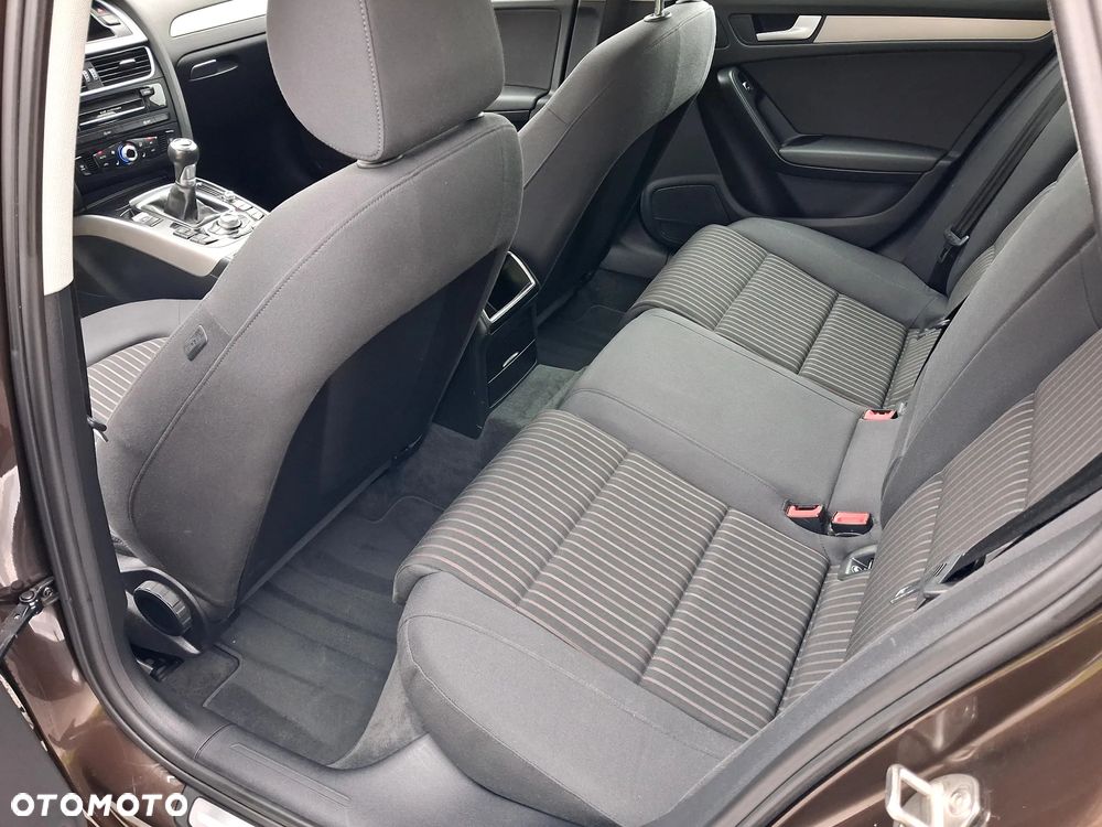 Audi A4 Avant 2.0 TDI DPF Attraction - 22