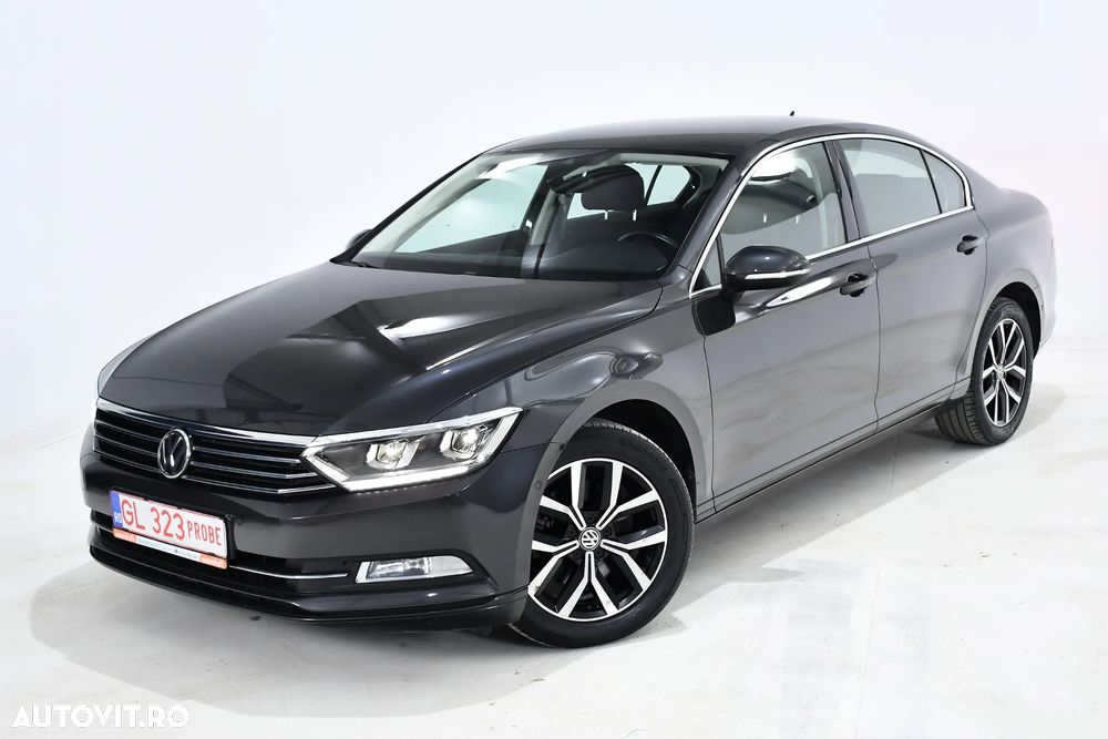 Volkswagen Passat - 9