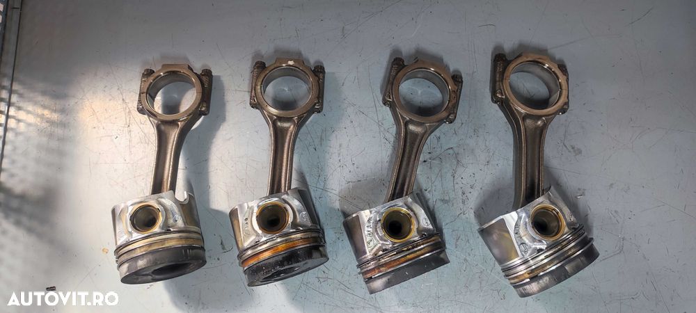 Piston pistoane volkswagen vw passat B5.5 cod motor AVF - 8