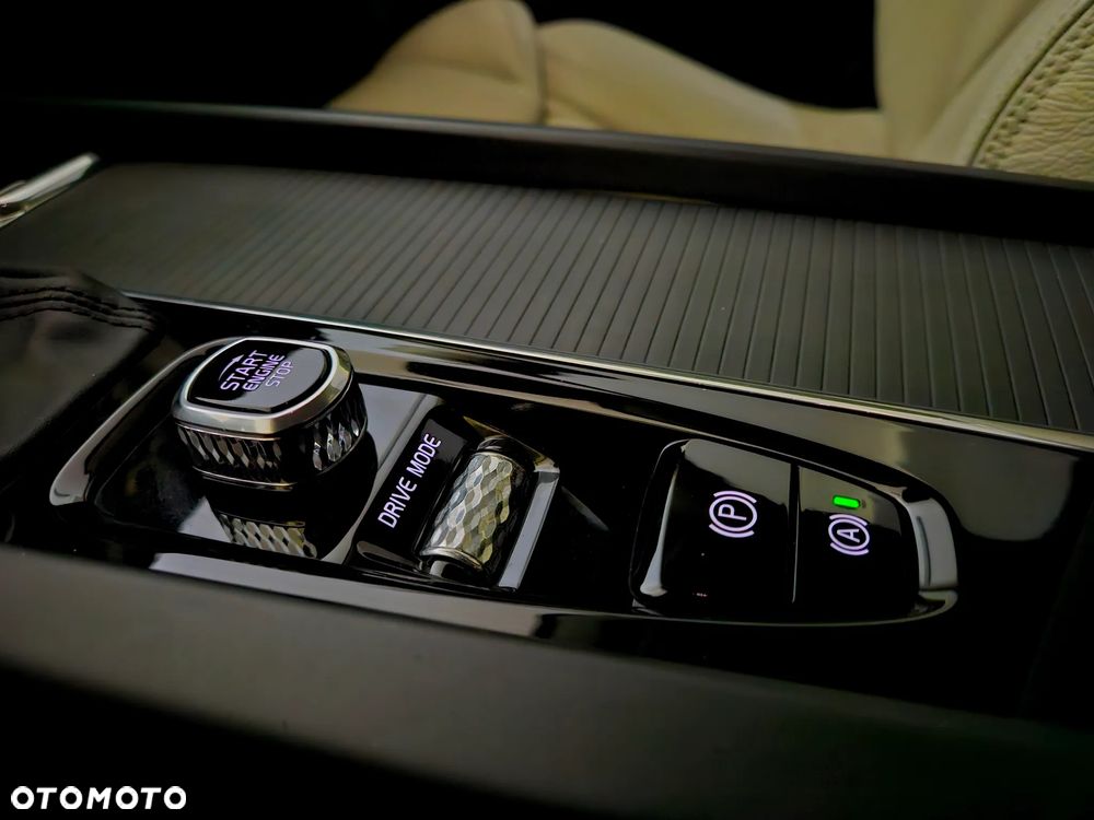 Volvo XC 60 T5 Geartronic Momentum Pro - 22