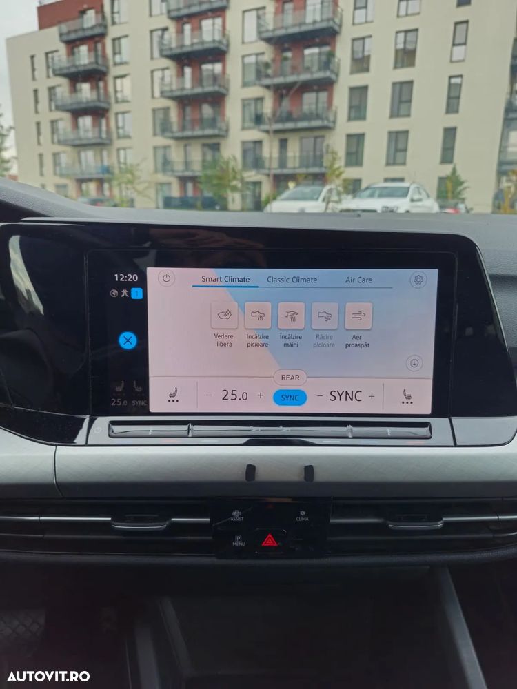 Volkswagen Golf 2.0 TDI SCR DSG Life - 13