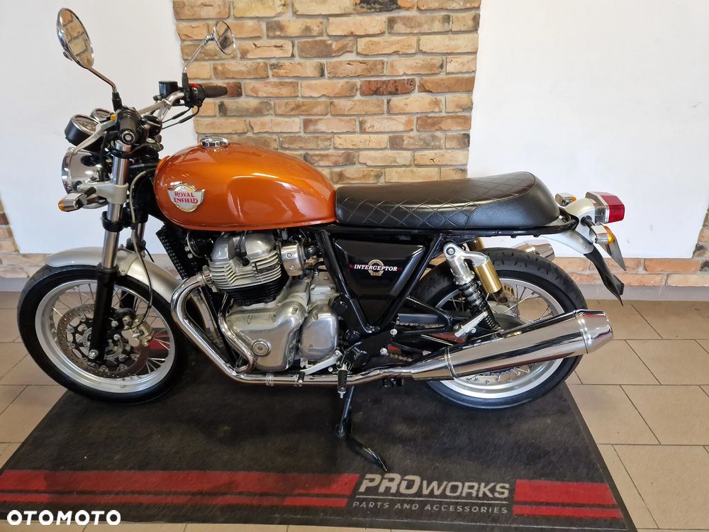 Royal Enfield Continental - 8