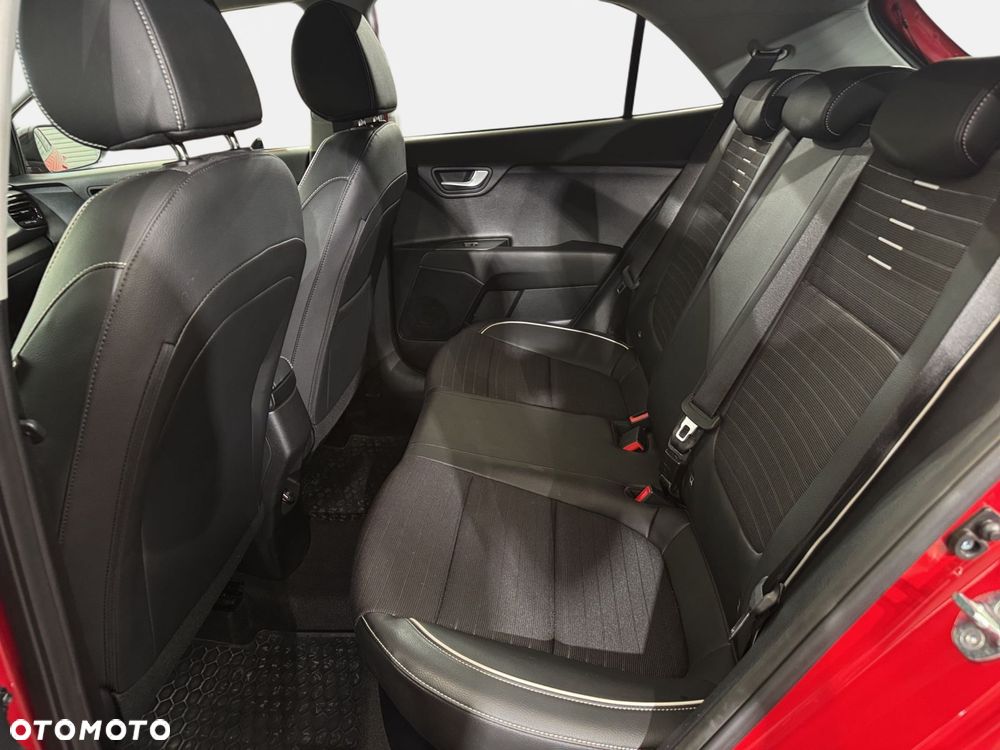 Kia Rio - 28