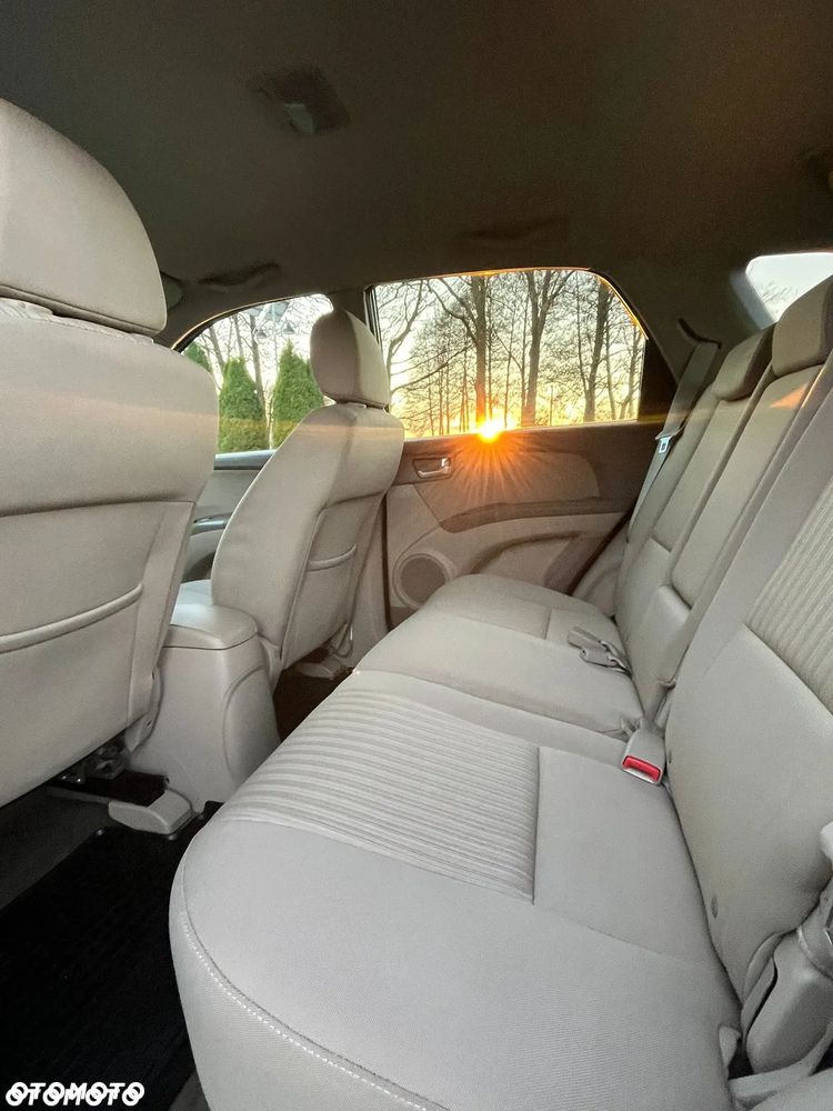 Kia Sportage 2.0 Tour - 9